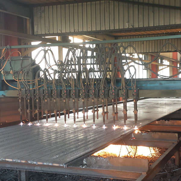 多嘴數(shù)控火焰切割機(jī)